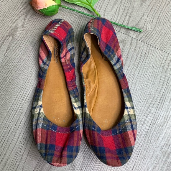lucky brand plaid flats